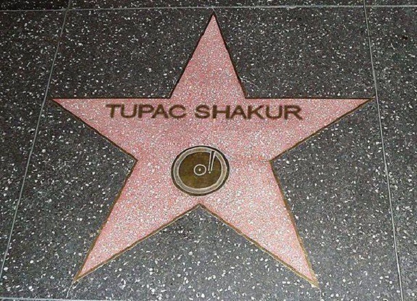 Tupac star