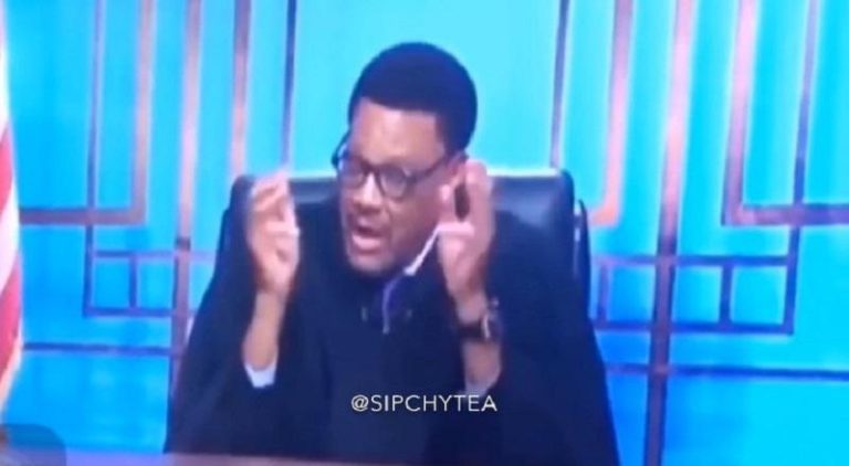 Judge Mathis tells audience member he looks like Anthony Anderson