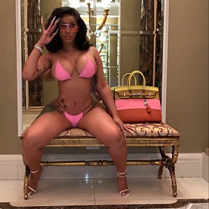 Cardi B suffered a topless photo leak, this afternoon. Worst of all, she did it to herself, so she said it's no harm/no foul, calling it her "own f*ck up." Some men, on Twitter, meanwhile, are trying to make fun of Cardi's breasts, especially her areolas.