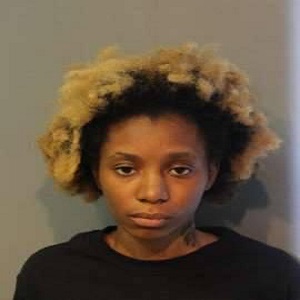 Yaazmina Payton arrested, at Chicago O'Hare International Airport, for sneaking on flight to meet Jay-Z.