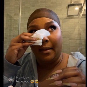 Lizzo cries on IG Live after Rumors release, accusing people of bullying her over her weight, and of racism