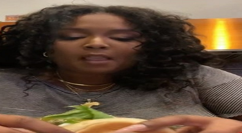 Lizzo eats chopped cheese bagel on TikTok