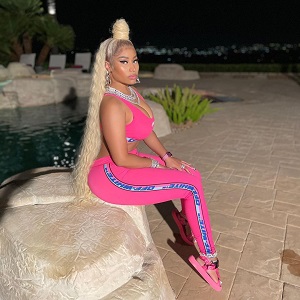 Nicki Minaj reveals she contracted COVID and claims Drake did too