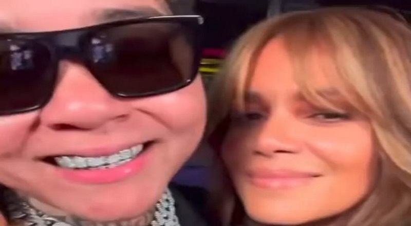 Halle Berry flirts with Young MA