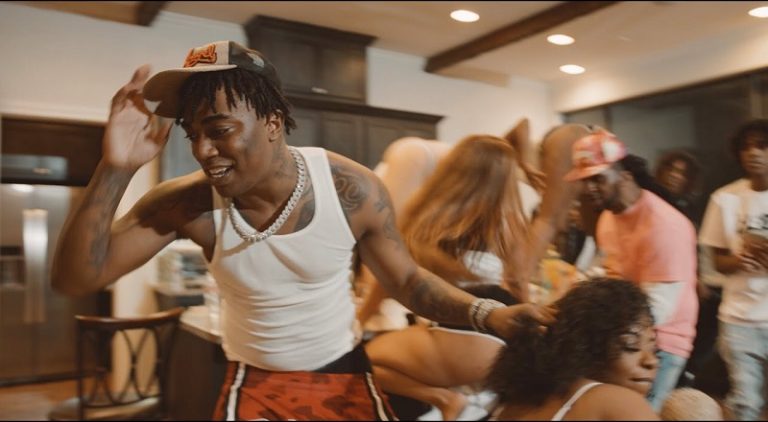 Fredo Bang delivers Throw It Back music video