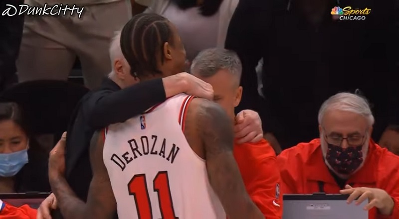 DeMar DeRozan shares hug with Gregg Popovich after Bulls win