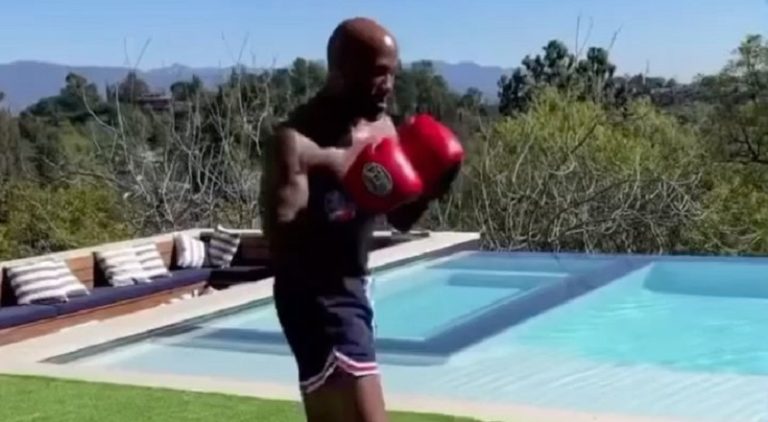 Jeezy lookalike goes viral in boxing training video