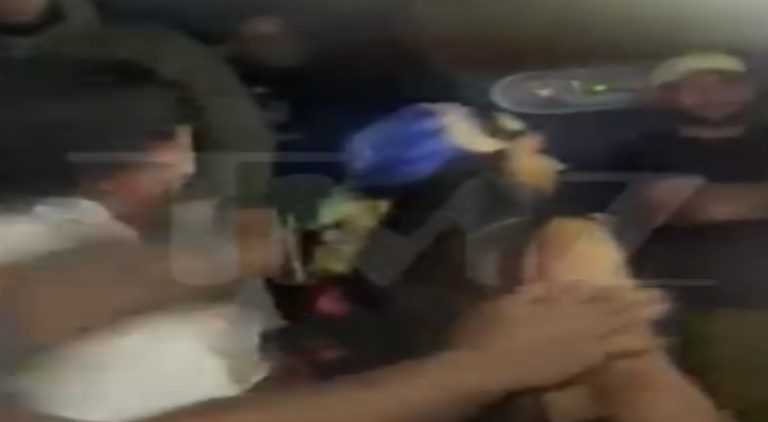 Man punches Tekashi 6ix9ine at Miami nightclub