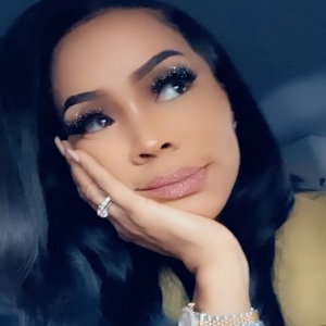 Deelishis reveals she lost everything and had to move into a hotel