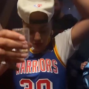Ayesha Curry parties with Steph and her friends after Warriors win title