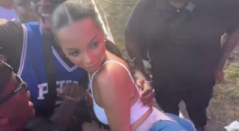 Brittany Renner twerks on fans during Rolling Loud