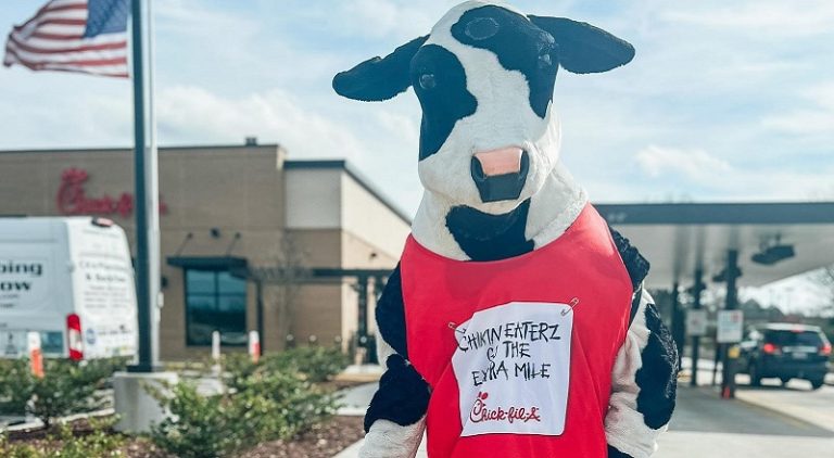 NC Chick-Fil-A accused of not hiring Black girl over her hair