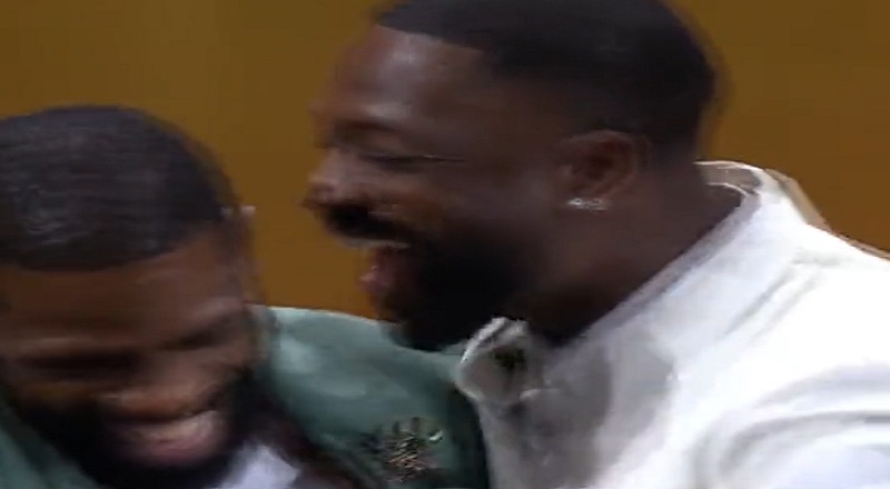 Dwyane Wade celebrates entering Hall of Fame with his dad