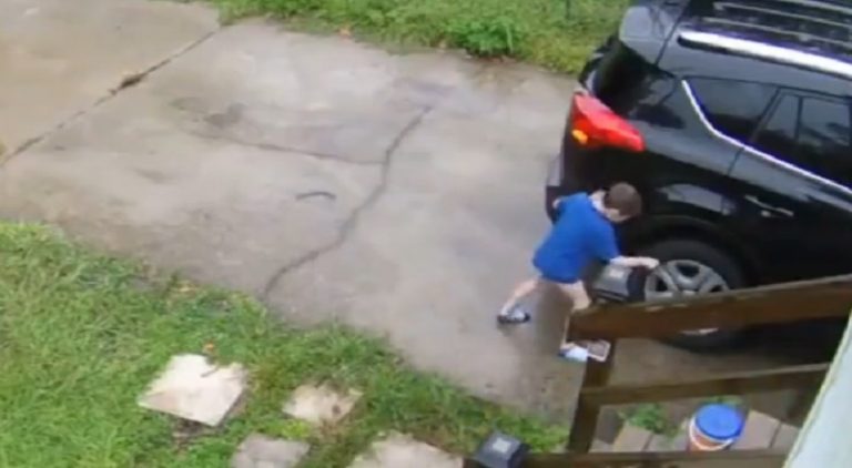 Kid slashes his mother's tires to avoid going to school