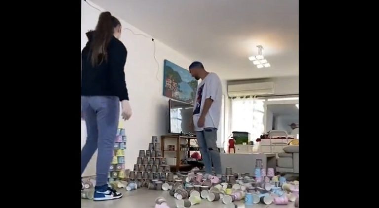 Man dumps girlfriend for knocking over his paper cup towers