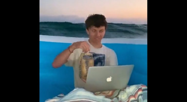 Man nearly electrocutes himself by bringing laptop in ocean