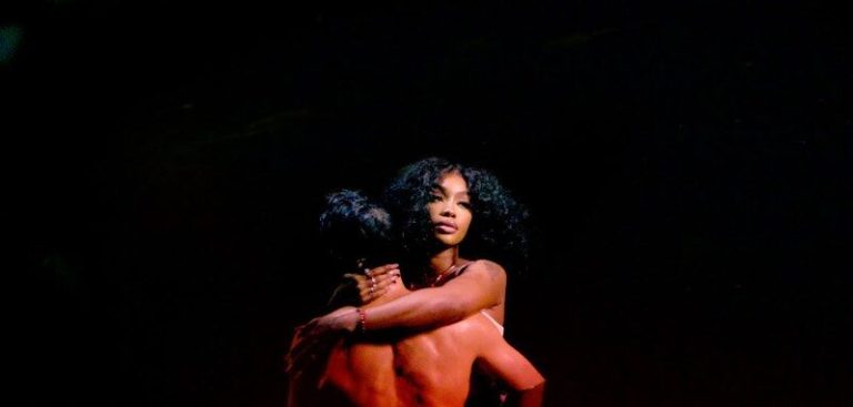 SZA releases highly anticipated "Snooze" video