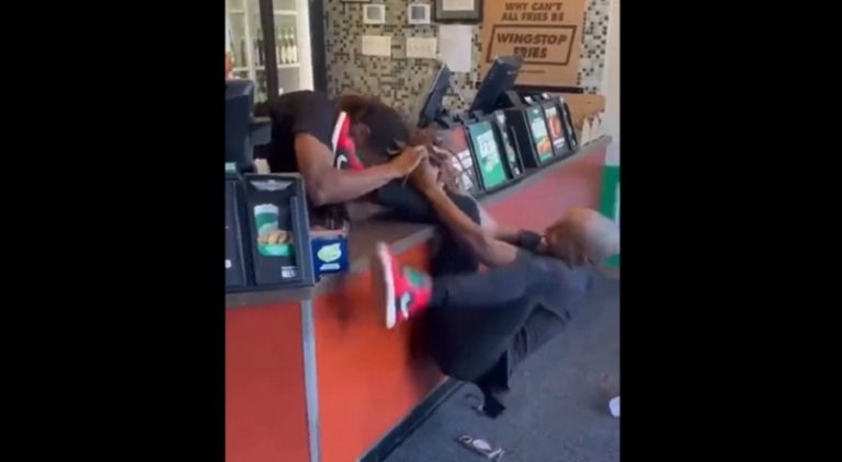Customer fights Wingstop employee and hangs from his dreads