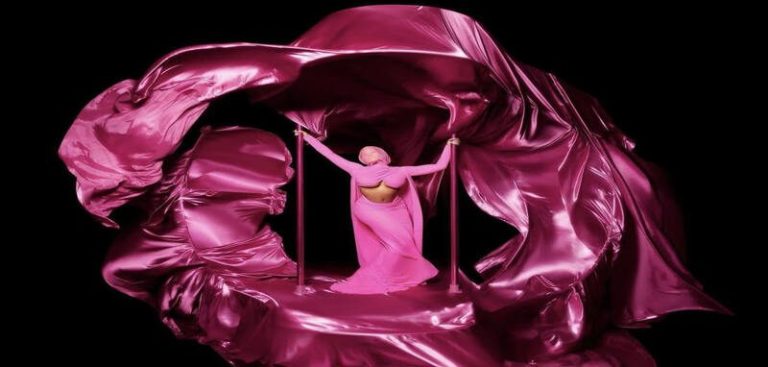 Nicki Minaj reveals alternate "Pink Friday 2" cover art